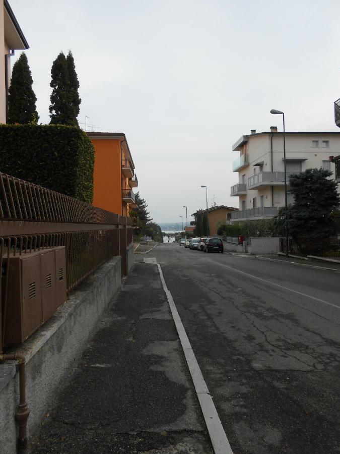 Monolocale A Peschiera Del Garda Vista Lagoアパートメント エクステリア 写真